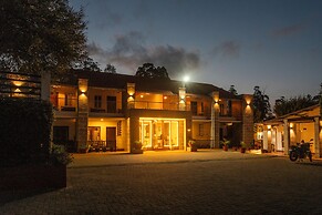 Yagappa Heritage Resort