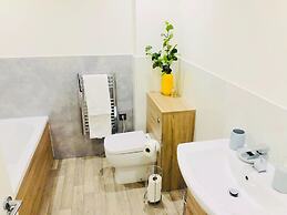 Peak District One King Bedroom Haven by Belvilla