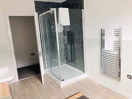 Peak District One King Bedroom Haven by Belvilla