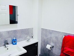 Two Bedrooms Close to Peak District