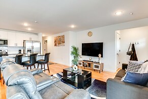 Modern Elizabeth Apartment ~ 1 Mi to Train Station