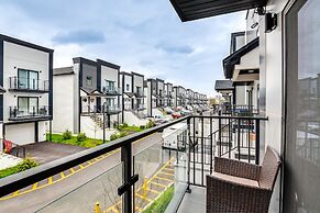 Modern Elizabeth Apartment ~ 1 Mi to Train Station