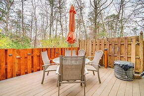 Galloway Townhome w/ Private Deck: Near Casinos!