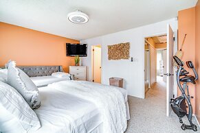 Galloway Townhome w/ Private Deck: Near Casinos!