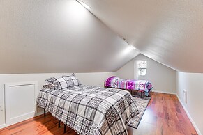 Pet-friendly Home: 29 Mi to Olympic National Park!