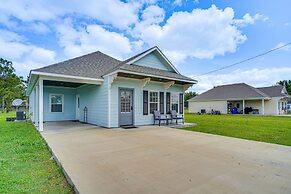 Cozy Crowley Home: Modern Interior, Covered Porch!