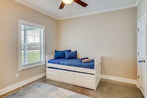 Cozy Crowley Home: Modern Interior, Covered Porch!