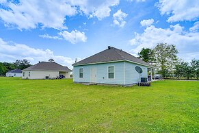Cozy Crowley Home: Modern Interior, Covered Porch!