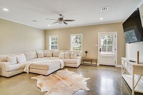 Cozy Crowley Home: Modern Interior, Covered Porch!