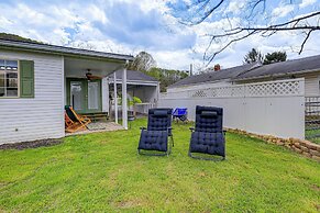 Riverfront Tennessee Retreat w/ Patio & Boat Ramp!