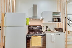 10 Mi to Dia Beacon: Dog-friendly Fishkill Home!