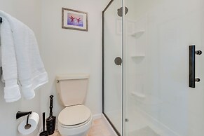 10 Mi to Dia Beacon: Dog-friendly Fishkill Home!