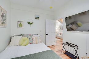 10 Mi to Dia Beacon: Dog-friendly Fishkill Home!