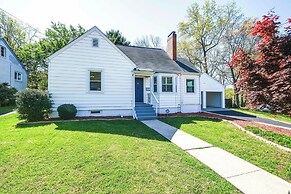Colorful Roanoke Vacation Rental w/ Hot Tub!