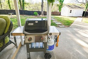 Colorful Roanoke Vacation Rental w/ Hot Tub!