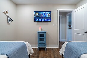 'sunset Paradise' on Weiss Lake w/ Private Dock!