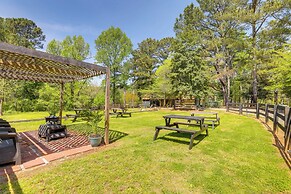 Hike On-site: Georgia Tiny Home on Farm Retreat