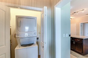 Lakefront Corsicana Condo w/ Pool Access!