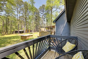 Hot Tub & Hiking Trails: Luxe Georgia Farm Retreat