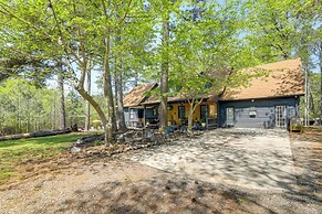 Hot Tub & Hiking Trails: Luxe Georgia Farm Retreat