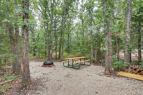 Cabin 10~ Cozy Toronto Lake Cabin ~ Walk To The Water 1 Bedroom Cabin