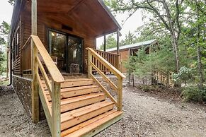 Cabin 9 ~ Toronto Lake: Fishing, Swimming & More! 1 Bedroom Cabin by R
