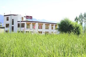 Hotel Leh Residency