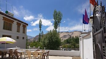 Hotel Leh Residency