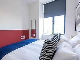 Roundhay Park One-bedroom Haven by Belvilla