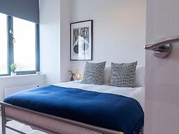 Roundhay Park One-bedroom Haven by Belvilla