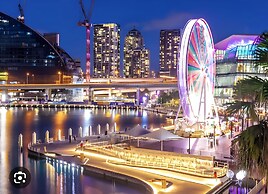 Excellent location Darling harbour
