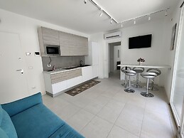 Modern Flat With Swimming Pool by the Beach