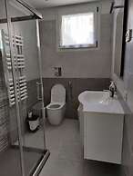 Modern Flat With Swimming Pool by the Beach