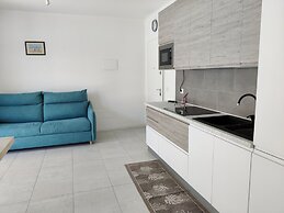 Modern Flat With Swimming Pool by the Beach