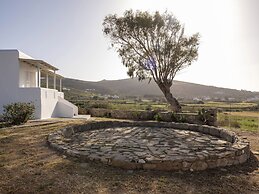 Myrsini Traditional Hillside Cottage