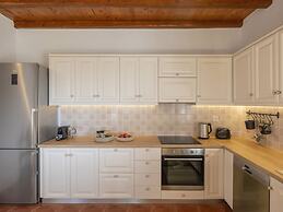 Myrsini Traditional Hillside Cottage