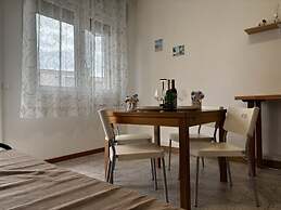 Relax in our Flat by the Beach