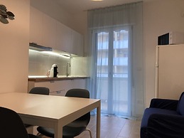 Modern Flat Close to the Center - Beahost