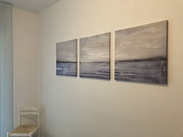 Modern Flat Close to the Center - Beahost