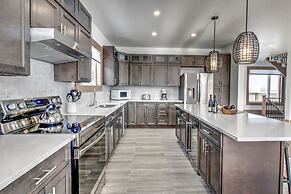 Brand New 7 bdrm Luxury Cottage with Private Beach Access, BBQ,7.5 bat