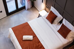 MY Luxury Suites