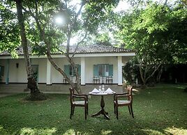 Kathaluwa Grand Manor