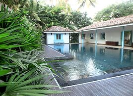 Kathaluwa Grand Manor