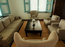 Kathaluwa Grand Manor