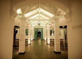 Kathaluwa Grand Manor