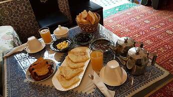 Ryad Dar al Maknassia