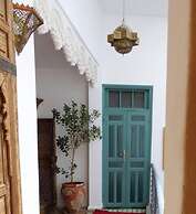 Ryad Dar al Maknassia