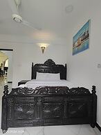 AYAA LUXURY APARTMENT 4TH FLOOR