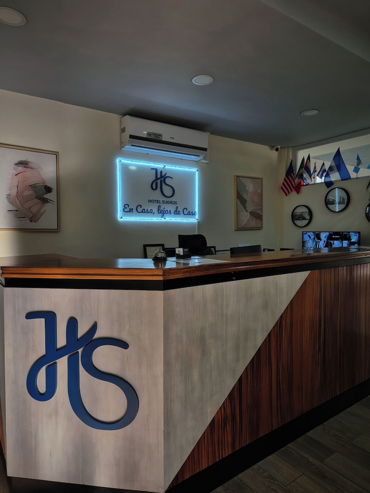 Hotel Sueños