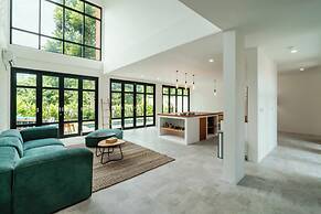 Umalas Living Managed By CPM Bali